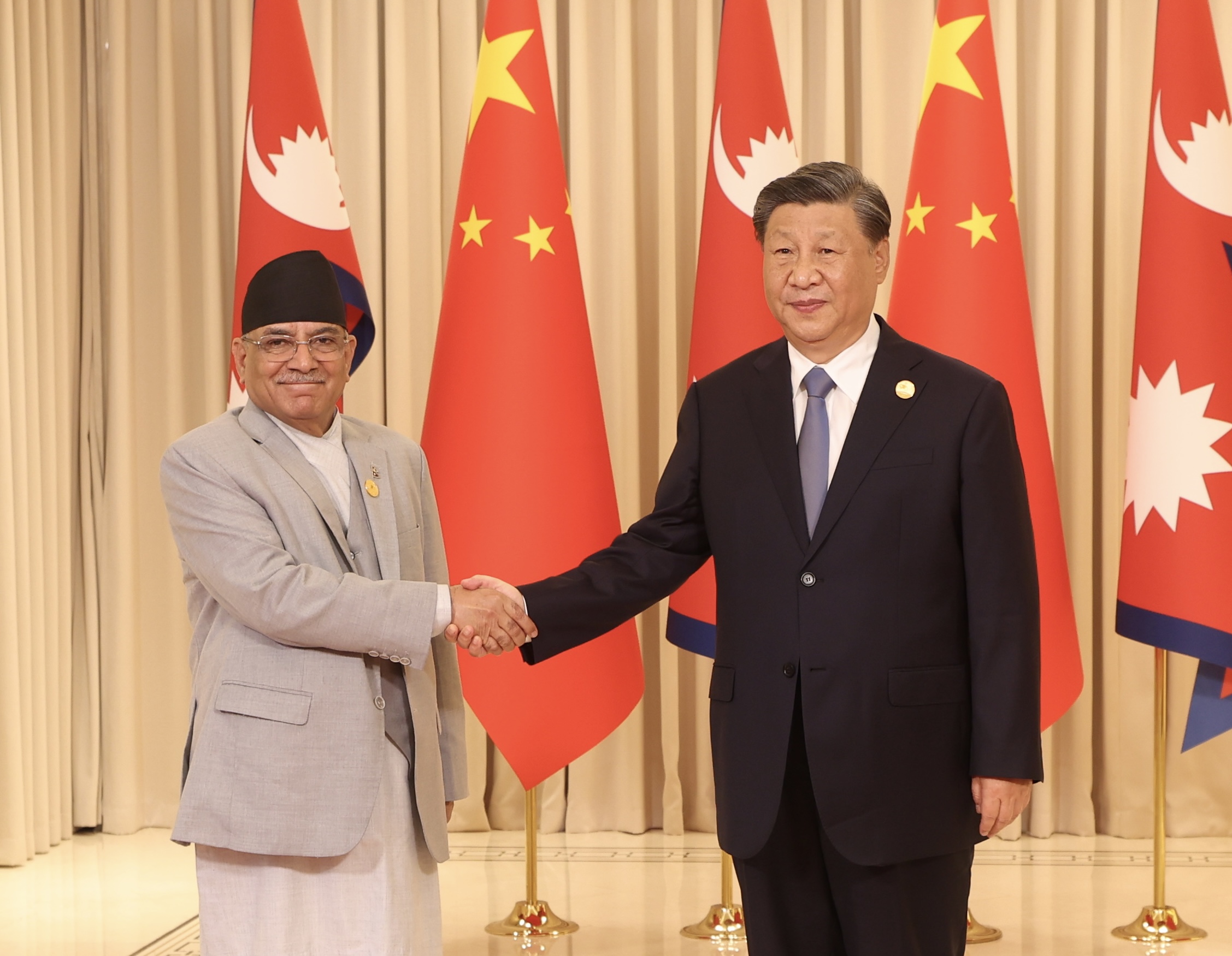 PM Dahal, Chinese President Xi hold meeting