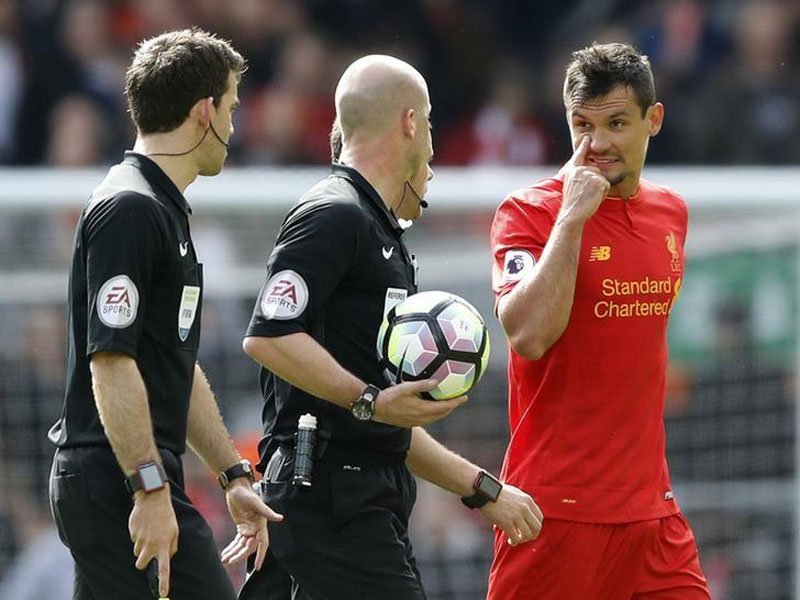 Lovren signs new deal at Liverpool