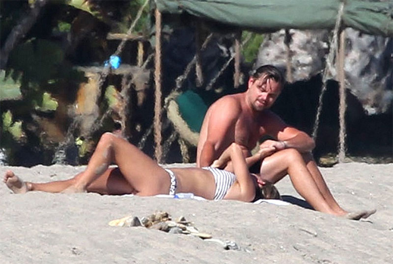 Model Nina Agdal gets cozy with Leonardo DiCaprio