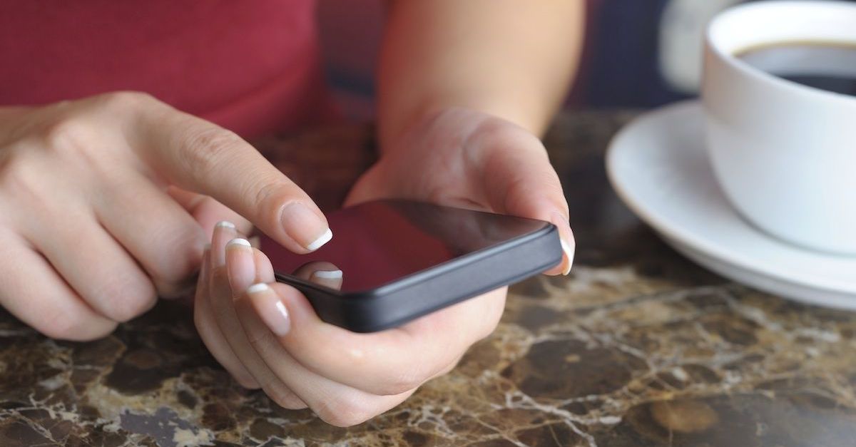 Researchers look for correlation between smartphone usage, less drug use