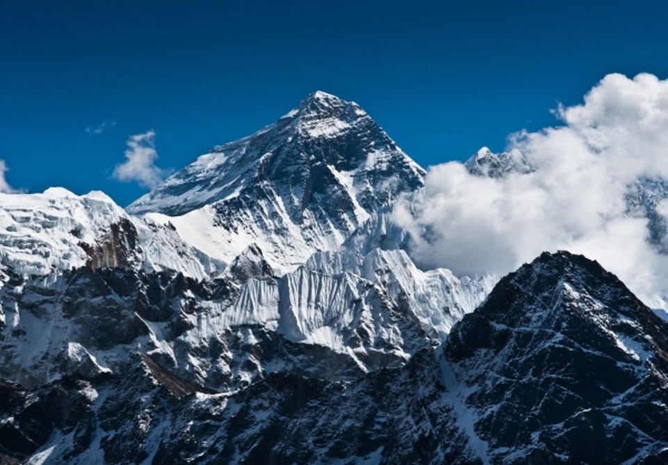 As many as 170 climbers conquer Sagarmatha this season