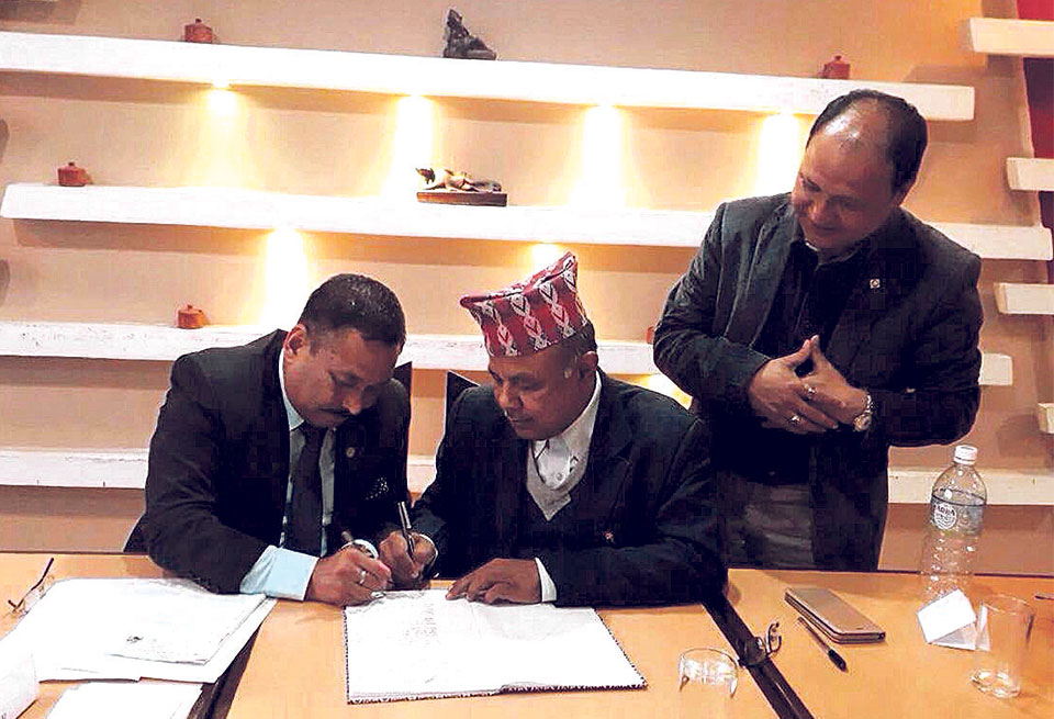 Two federations of jewelers sign unification agreement