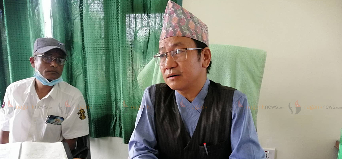 Dharan Mayor Sampang expresses optimism as he casts his vote
