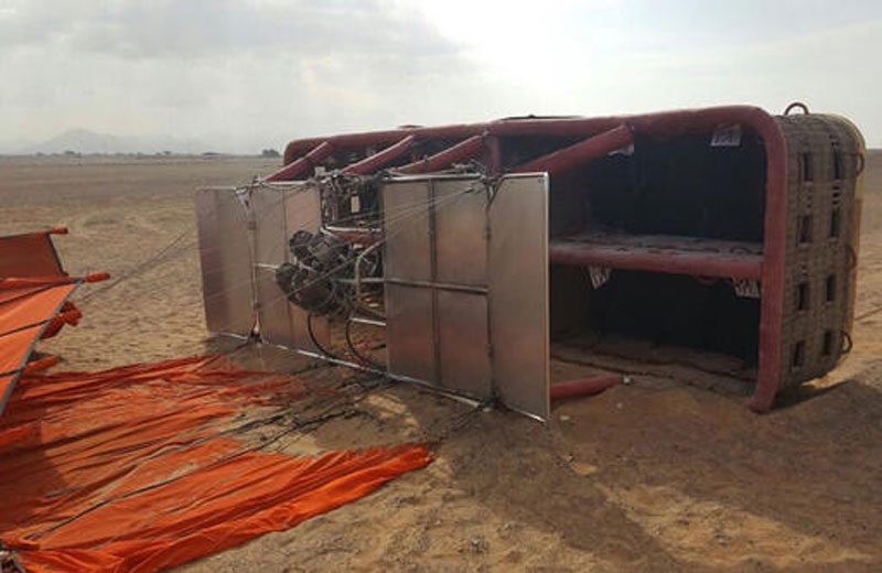 6 tourists injured in hot-air balloon crash in UAE desert