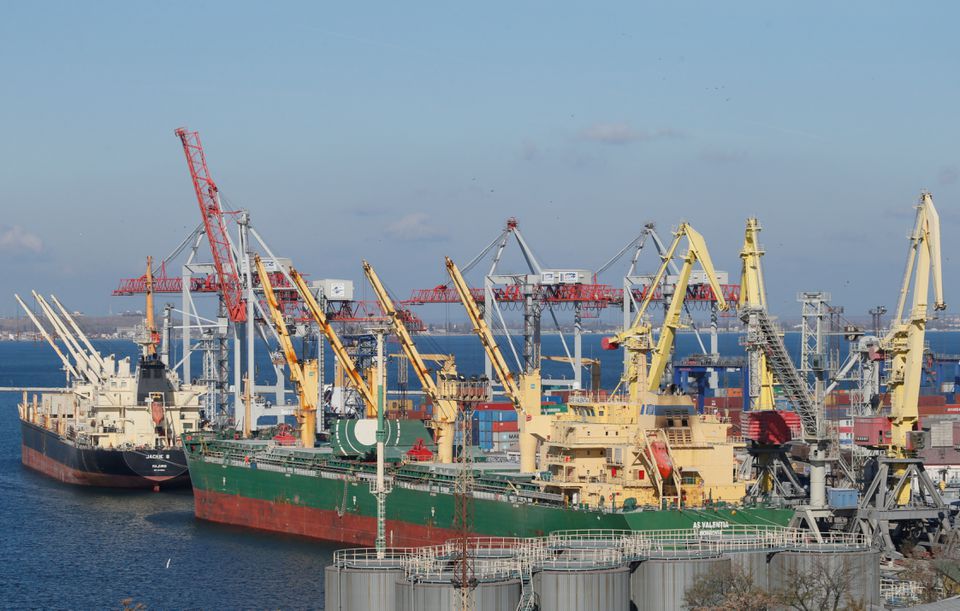 Ukraine's ports to reopen under deal to be signed Friday, Turkey says