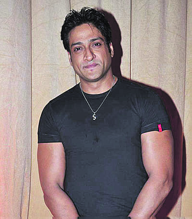 Actor Inder Kumar  dies of heart attack