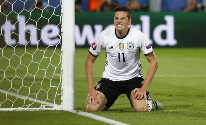 Germany midfielder Draxler joins PSG from Wolfsburg