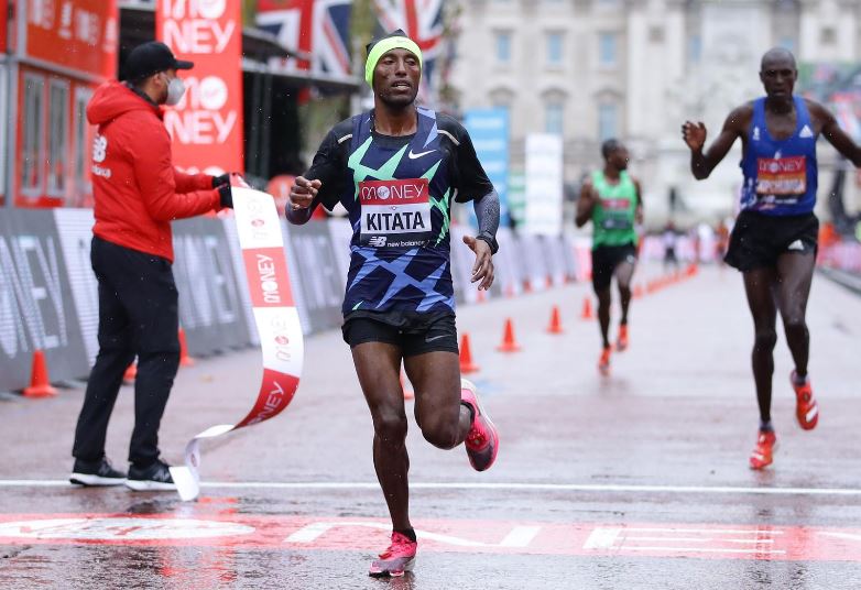 Ethiopia's Kitata sprints to London Marathon win as Kipchoge suffers rare defeat