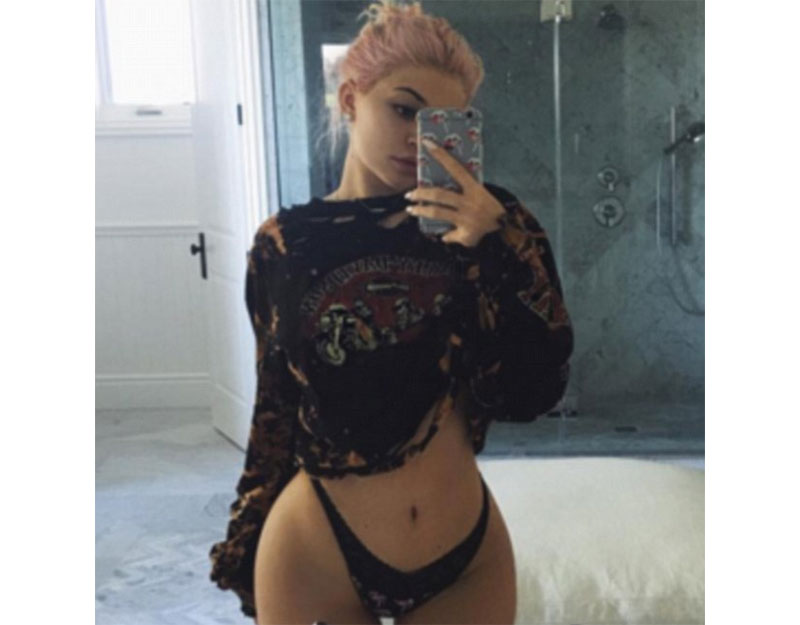 Kylie Jenner displays her sizzling curves in black thong selfie