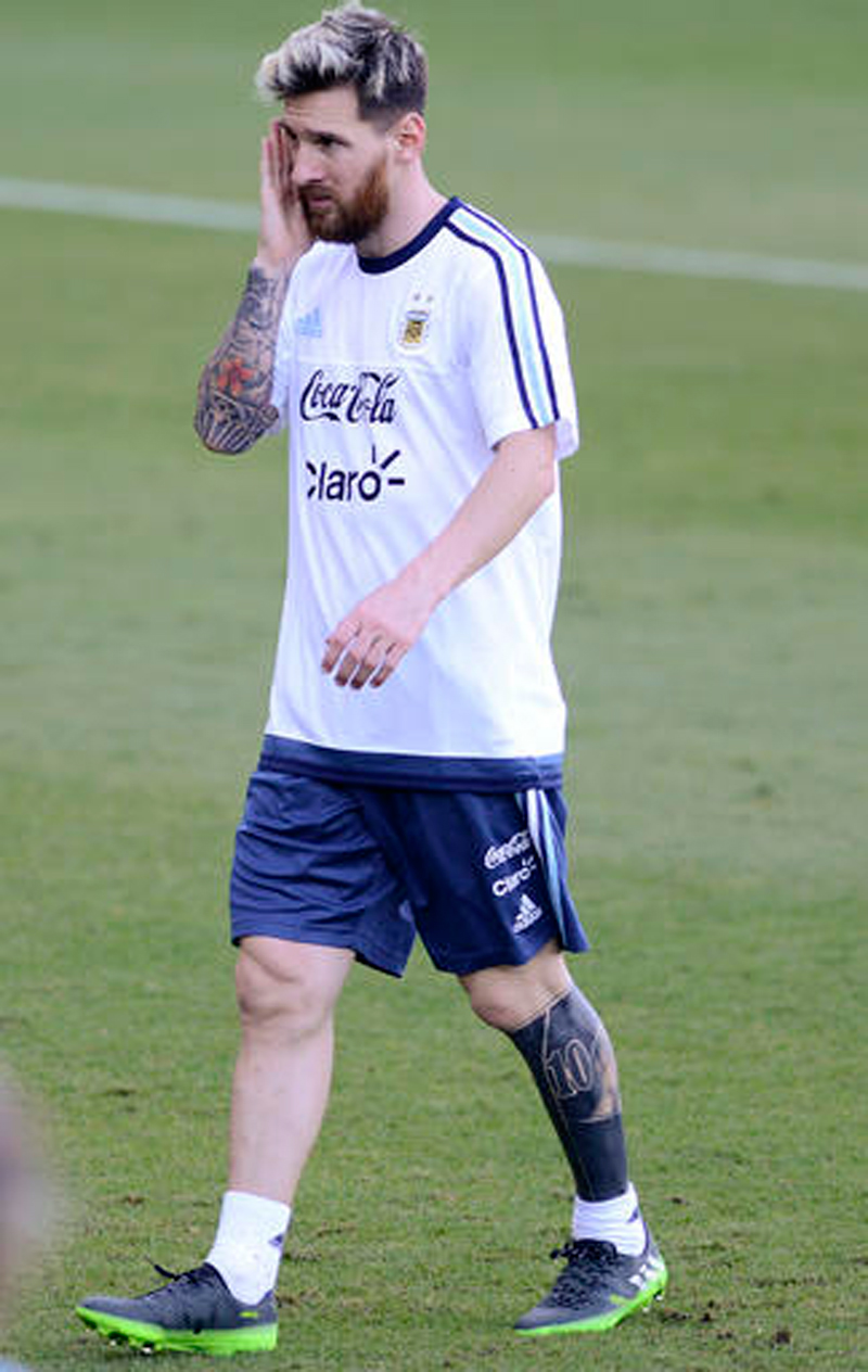 Messi back for Argentina; Chile loses Sanchez for qualifier