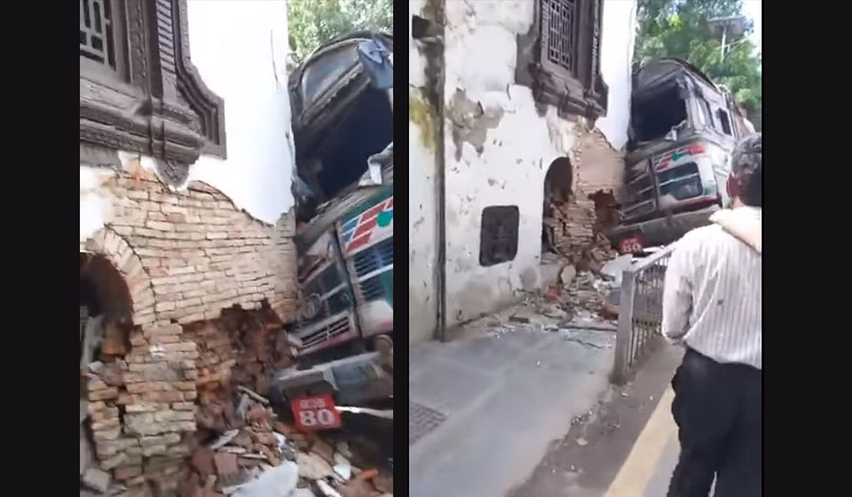 Water tanker crashes into Mahankal Temple wall, driver seriously injured