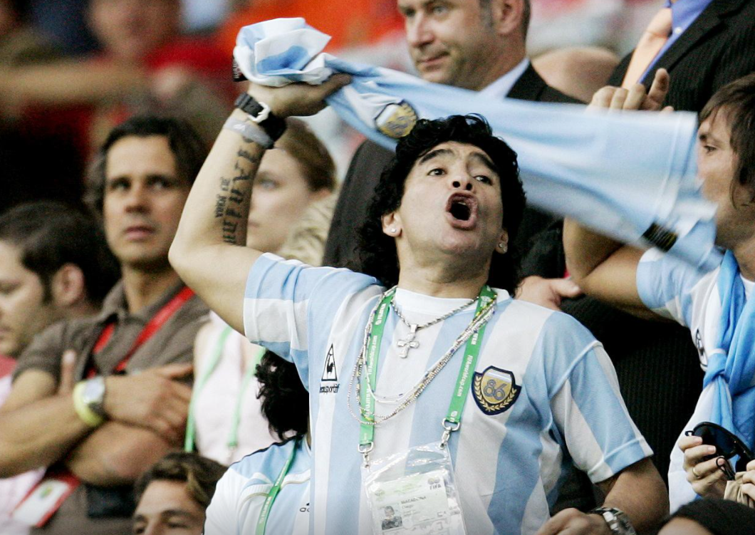 Soccer world mourns as Argentina great Maradona dies