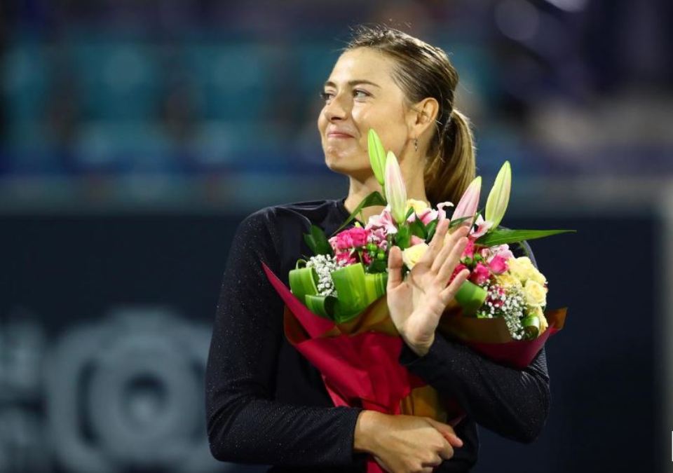 Former champion Sharapova to get Australian Open wildcard