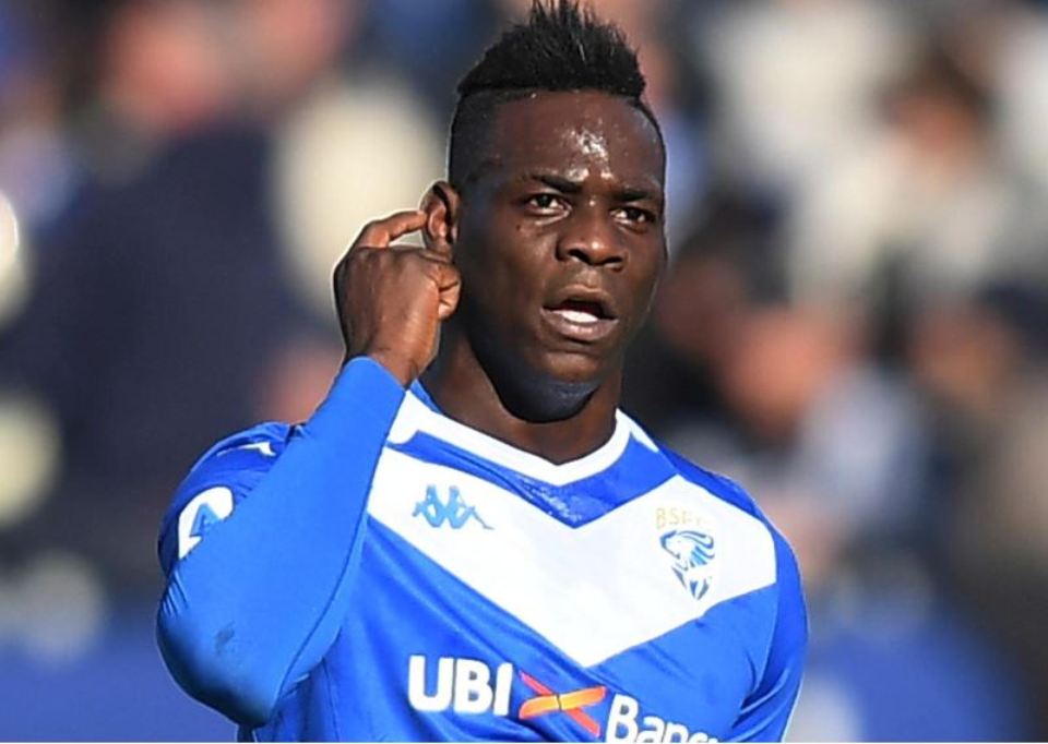 Lazio fined after fans racially insult Balotelli
