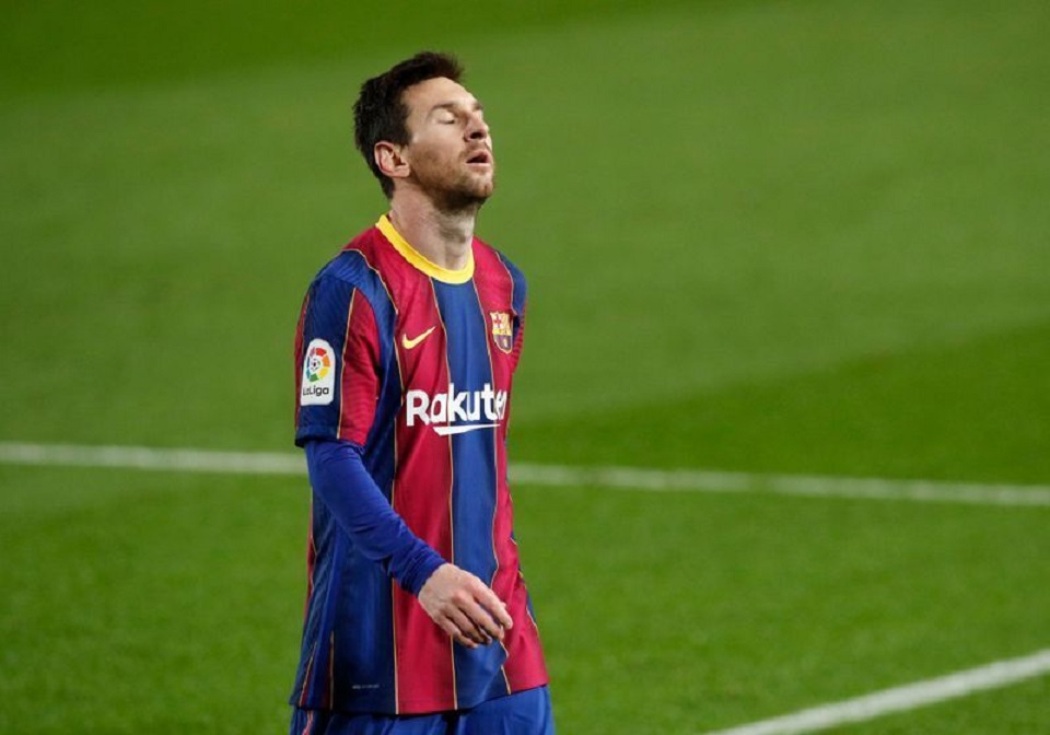 Messi equals Pele's record of 643 goals for a single club
