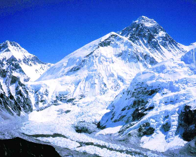 Indian police pair sacked for faking Everest climb