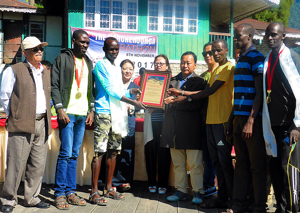 Kenyan runner wins Mount Everest Prize in Kanchenjunga Marathon