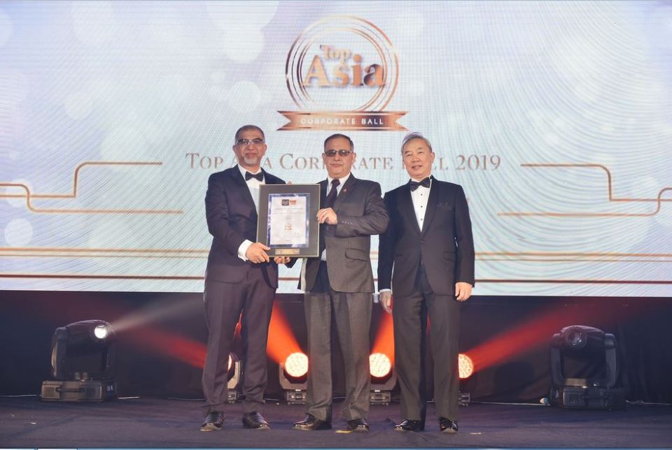 Nepal bags 'Country of the Year Award 2019' in Malaysia