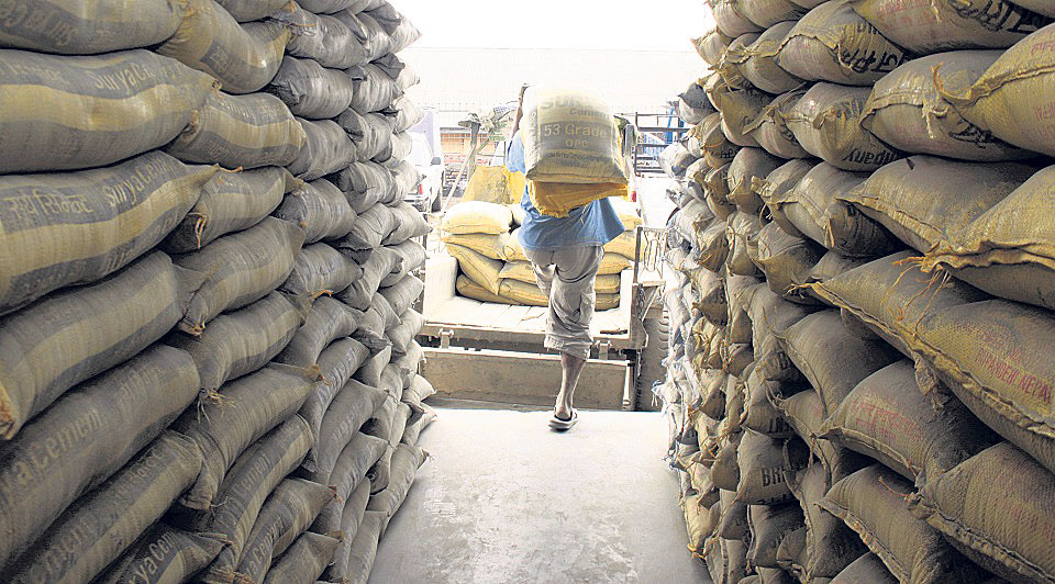 Nepali cement manufacturers' ‘syndicate’ to raise price of cement by Rs 50 per sack