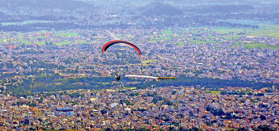Entrepreneurs request govt to allow paragliding in Pokhara from 10AM to 12PM