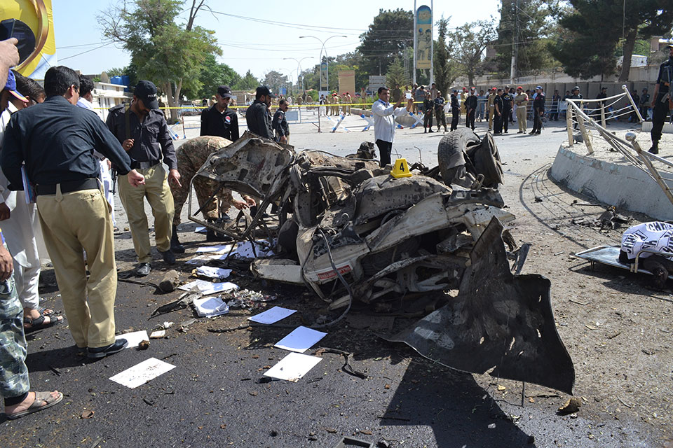 Suicide car bomb in southwest Pakistan kills 11, wounds 20