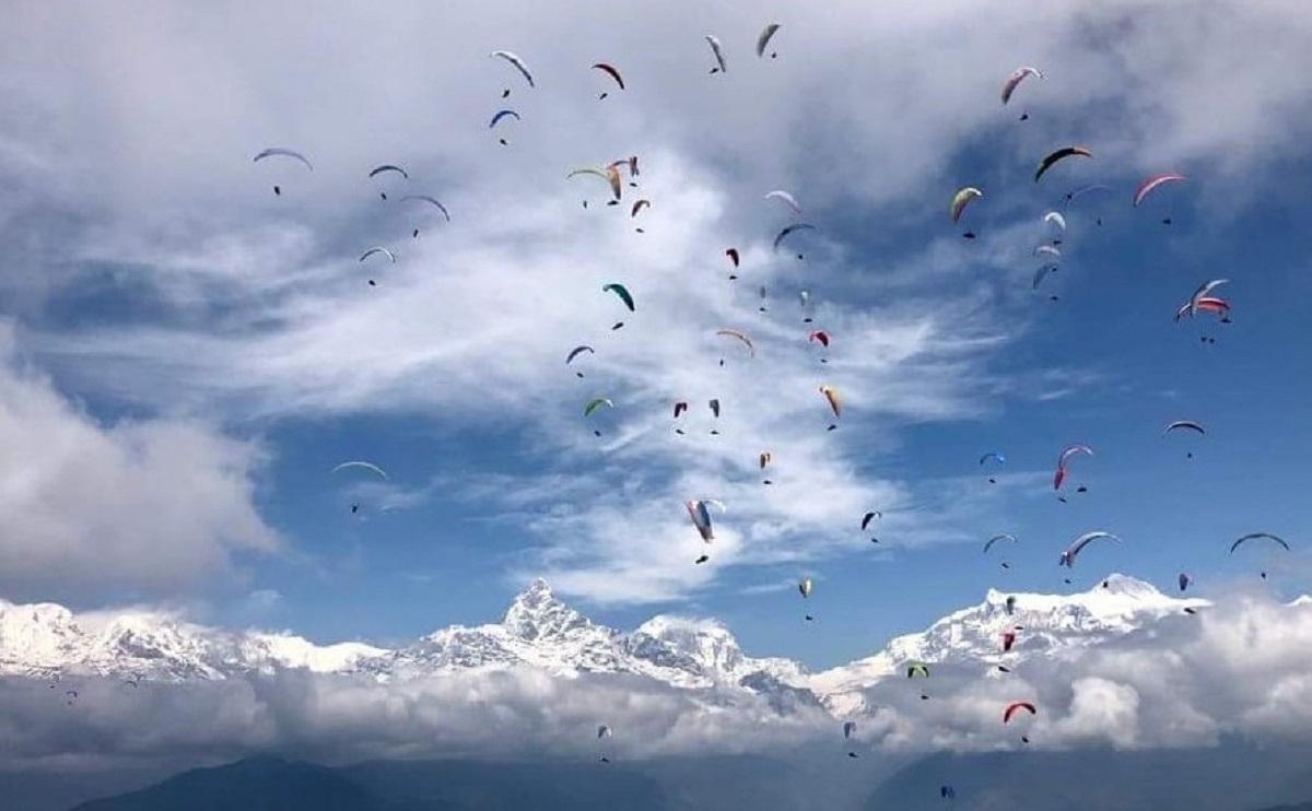 Ban on paragliding lifted with five conditions
