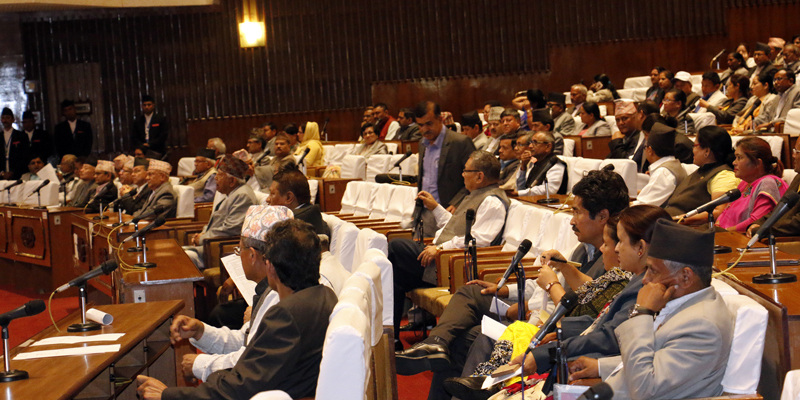 Lawmakers suggest government to resolve problems of agitating teachers thru talks