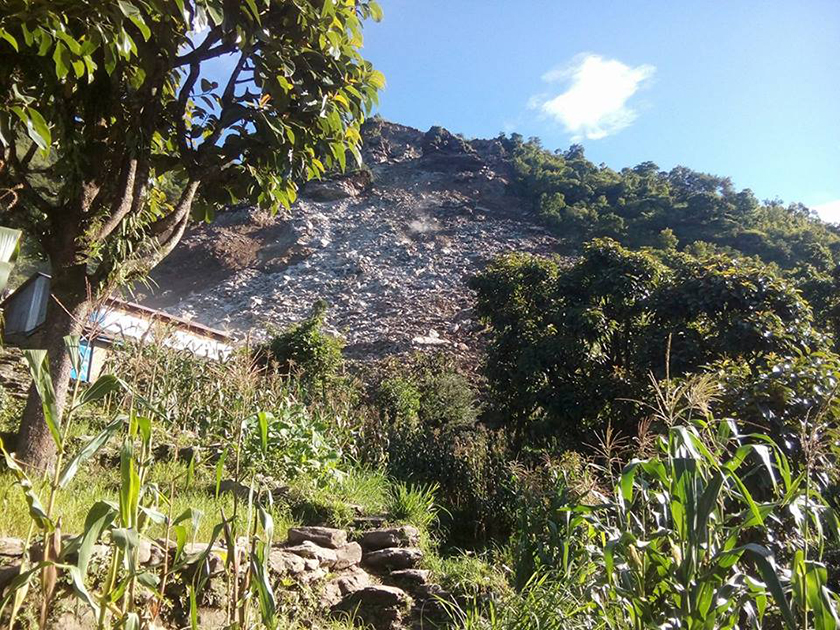 Landslide buries 7 houses in Ganga Jamuna of Dhading