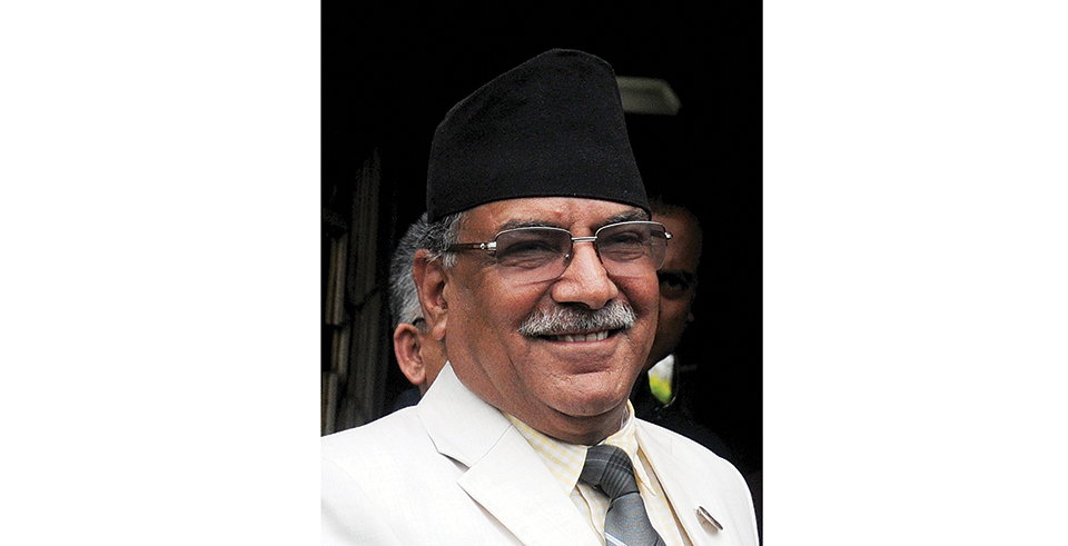 Dahal presents political paper before Standing Committee meeting