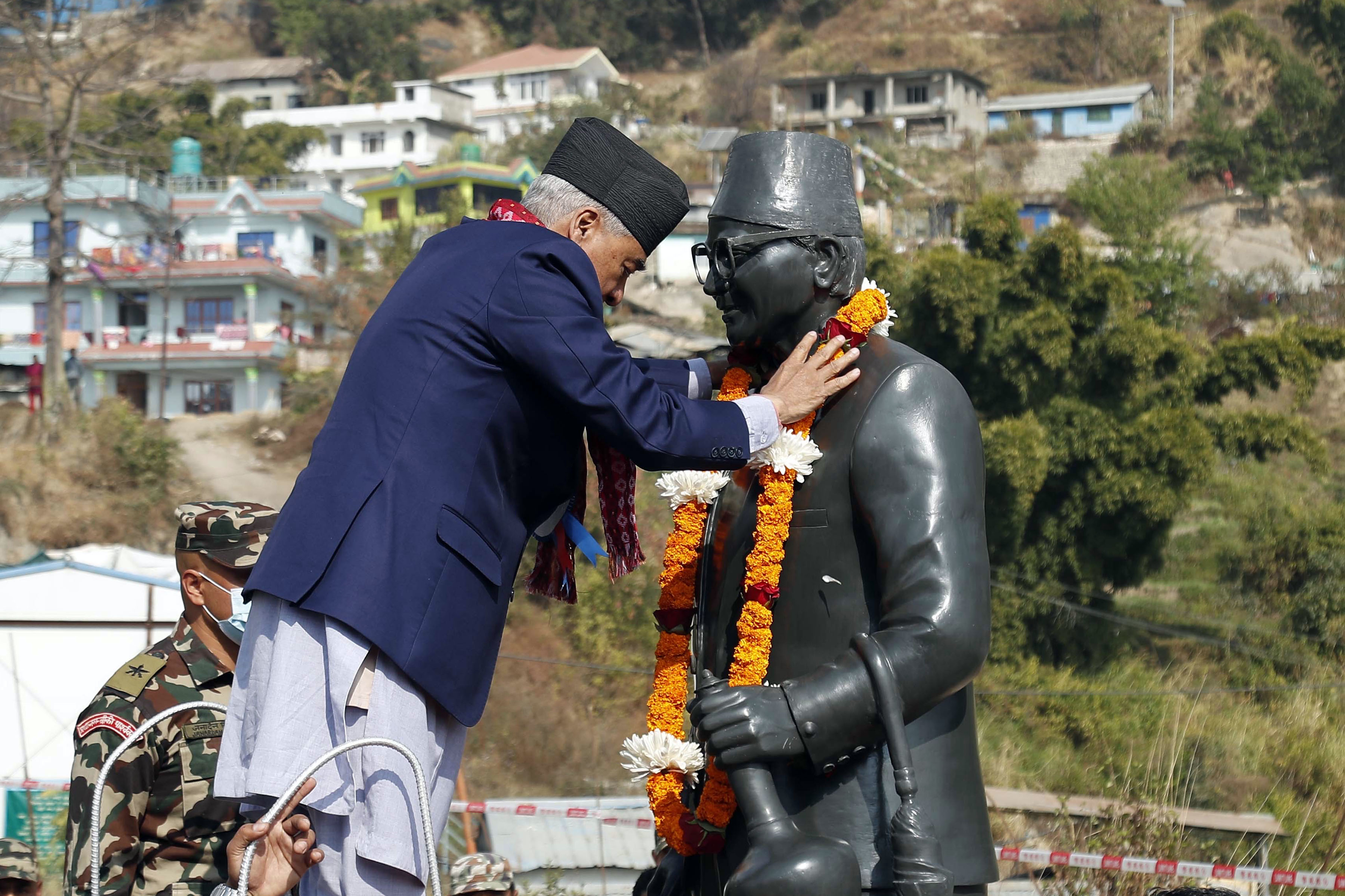PM Deuba unveils statue of late leader Bhattarai