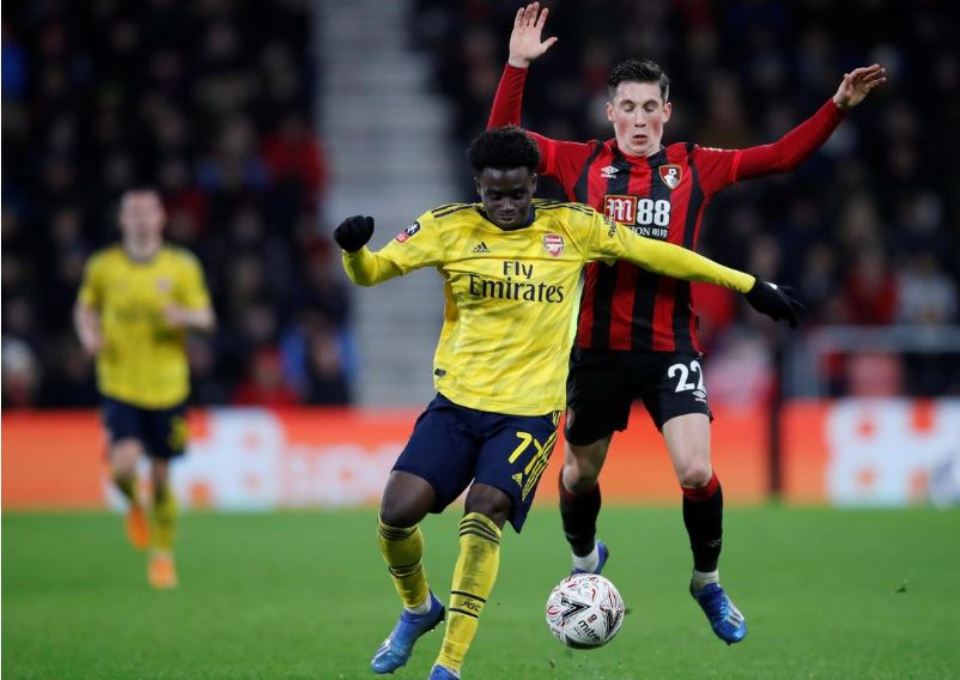Teenager Saka helps Arsenal into FA Cup fifth round