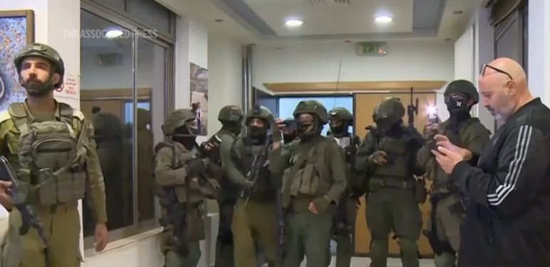 Israel raids and shuts down Al Jazeera’s bureau in Ramallah in the West Bank