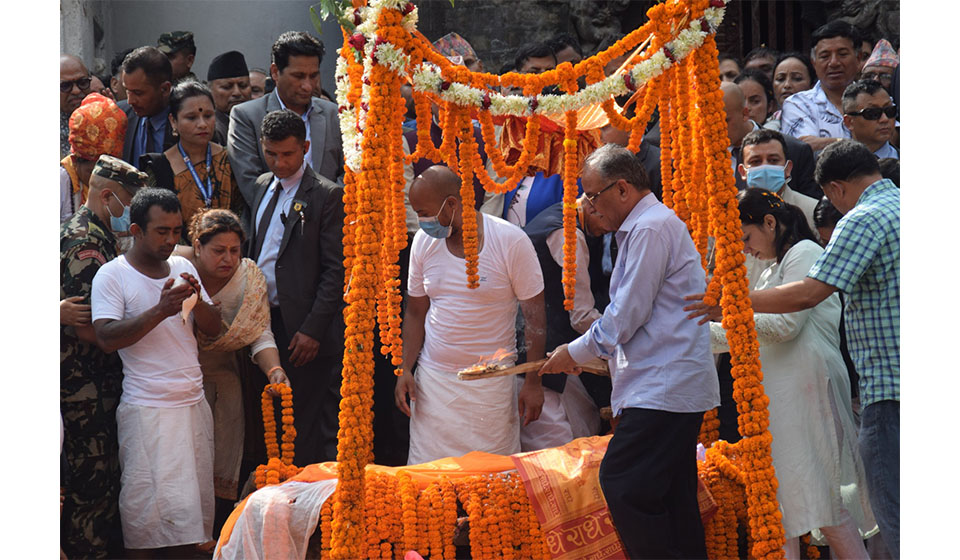 PM Dahal bereaved of his spouse; state honors mark the final journey of Sita Dahal