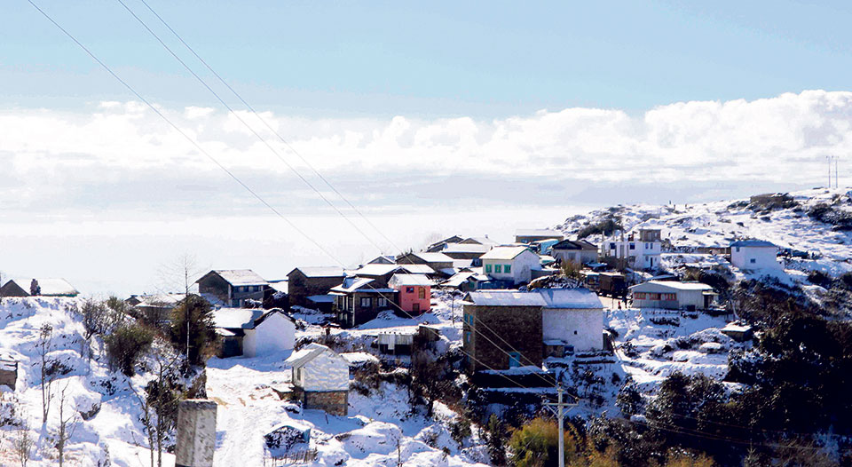 Snowfall in Okhaldunga affects normal life