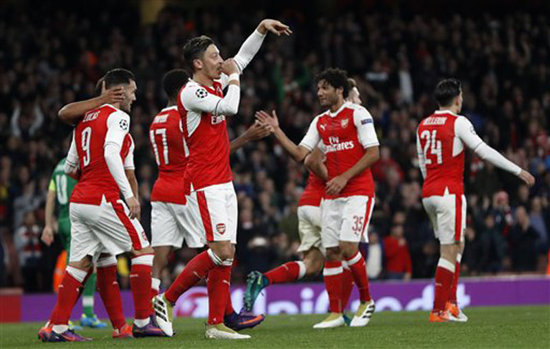 Ozil hat trick as Arsenal thrashes Ludogorets 6-0