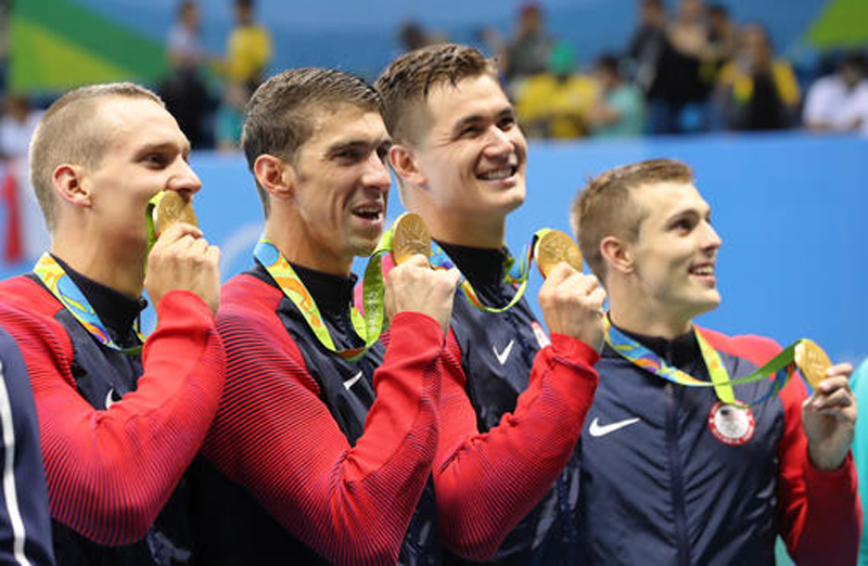 Michael Phelps closes Olympics with 23rd gold medal in relay