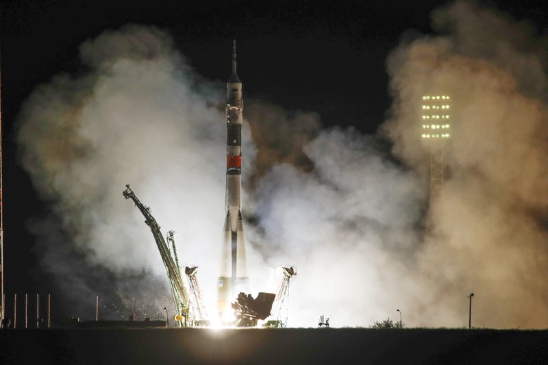 60 years after Sputnik, Russian space program faces troubles