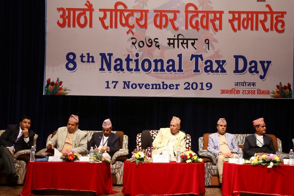 Industrialists, entrepreneurs criticize government for imposing heavy taxes on them
