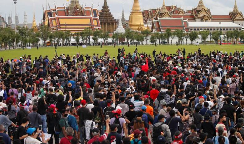 Biggest Thai protest in years targets government and monarchy