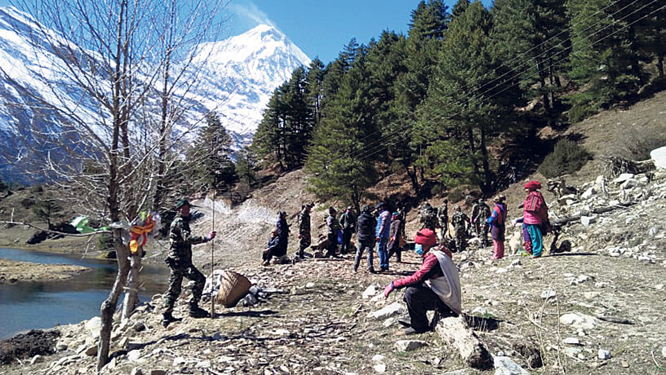 Mustang's lakes get new look after cleanliness drive