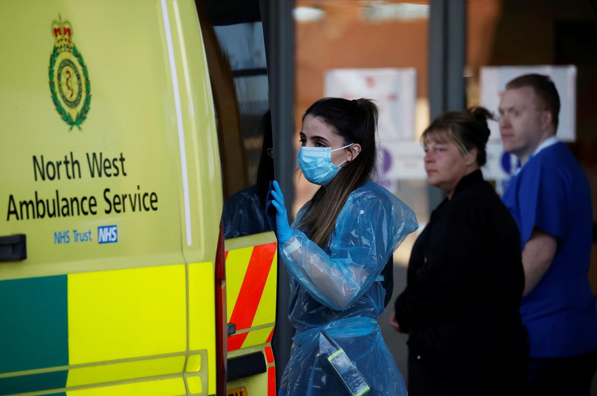 UK COVID-19 death toll nears 43,000 as scrutiny over strategy grows