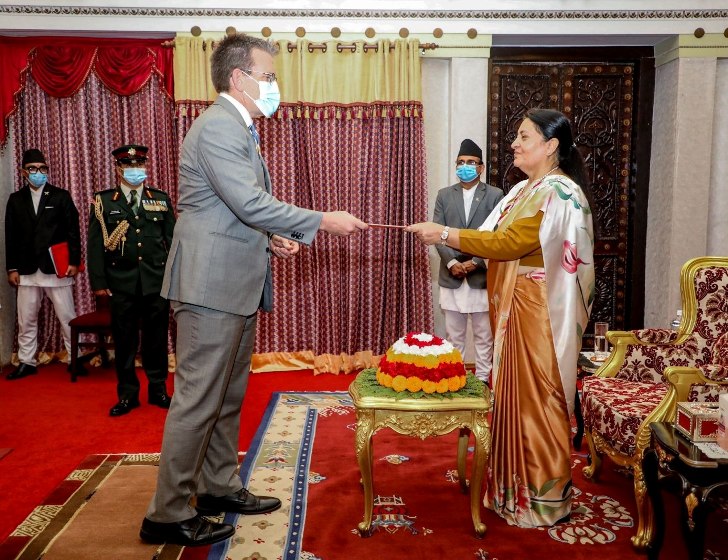 Newly-appointed US Ambassador Thompson presents his credentials to President Bhandari