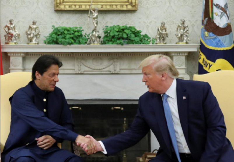 Pakistan says time right for Trump mediation on Kashmir