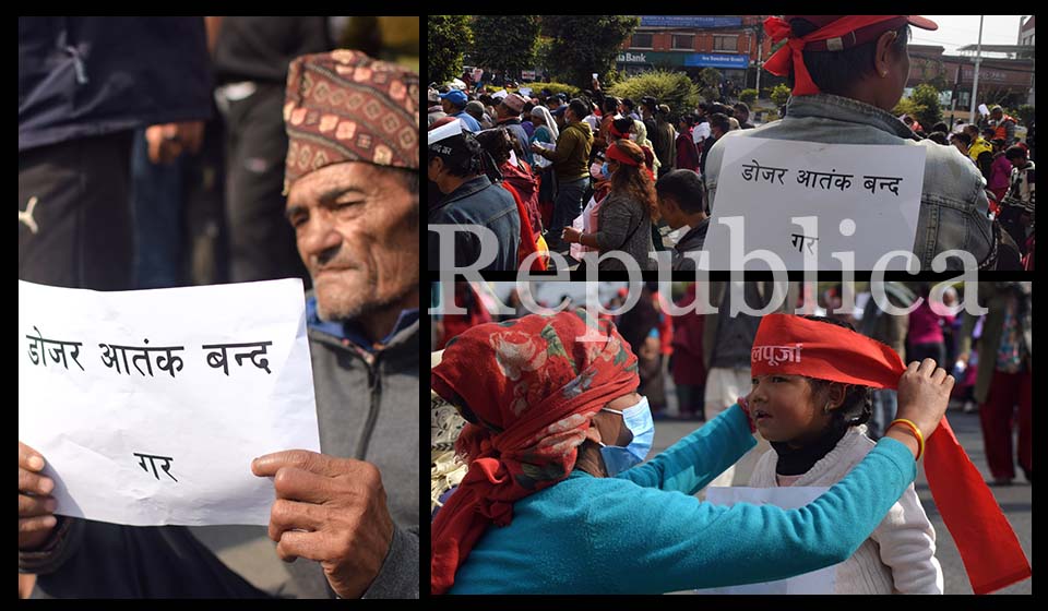 In Pictures: Slum dwellers protest against HPCIDBC’s decision