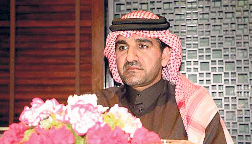 Qatari envoy calls on foreign minister