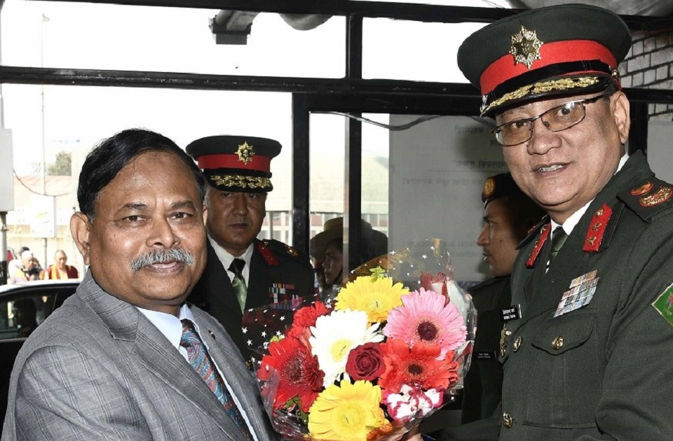 Bangladeshi Army Chief returns home