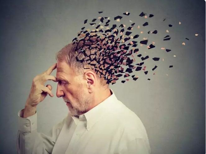 Alzheimer’s disease symptoms: The signs which may indicate the early stages