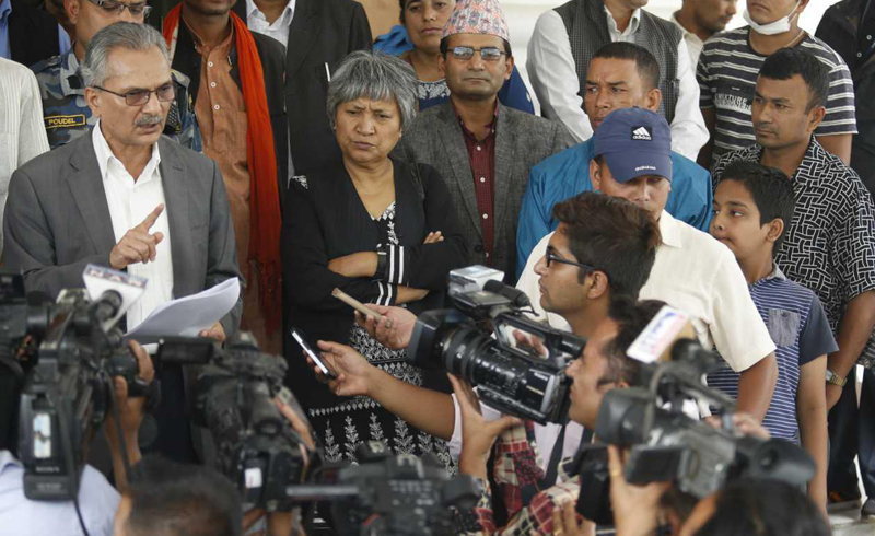 Naya Shakti Party Coordinator Bhattarai submits memo to PM Deuba