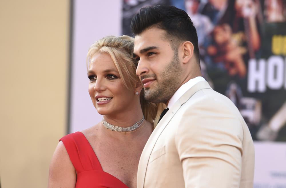 Britney Spears gets engaged with ‘lioness’ engraved ring