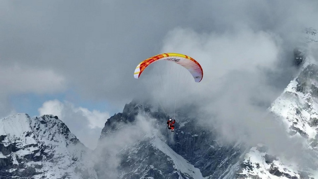 Chinese paraglider Shengtao feted